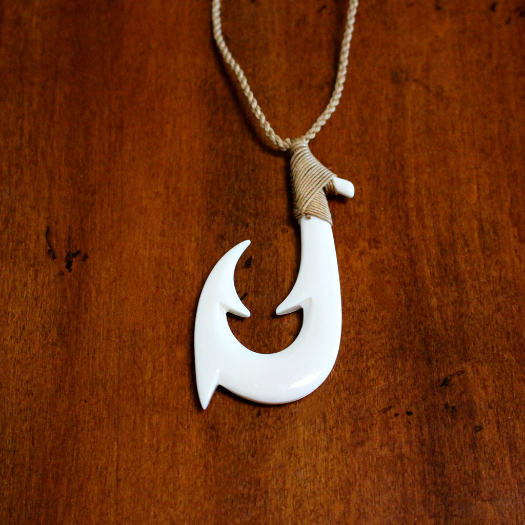 Necklace  Bone Fishhook with adjustable Hemp Cord – Hawaiian Import  Authentic Gifts